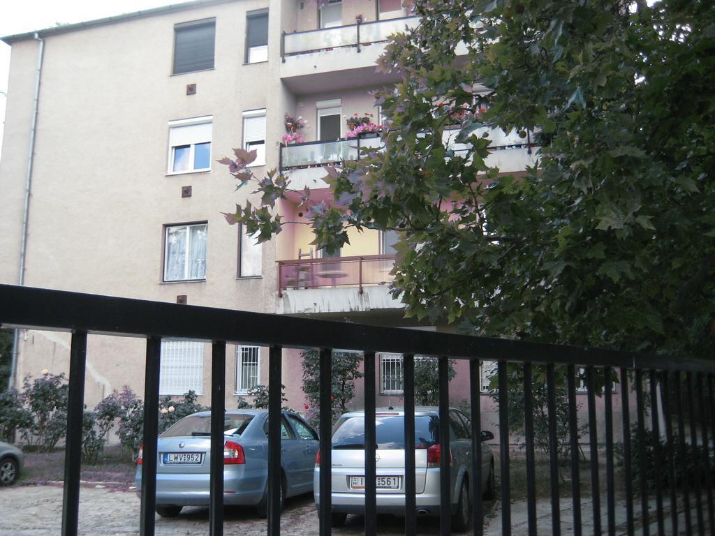 Platan Apartman, Budapest